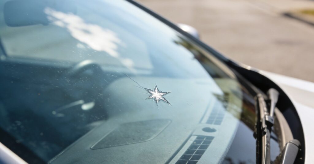 Auto szyby Suwałki – profesjonalna wymiana i naprawa szyb samochodowych